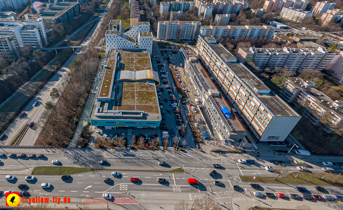 07.02.2023 - Luftbilder vom Plettzentrum in Neuperlache